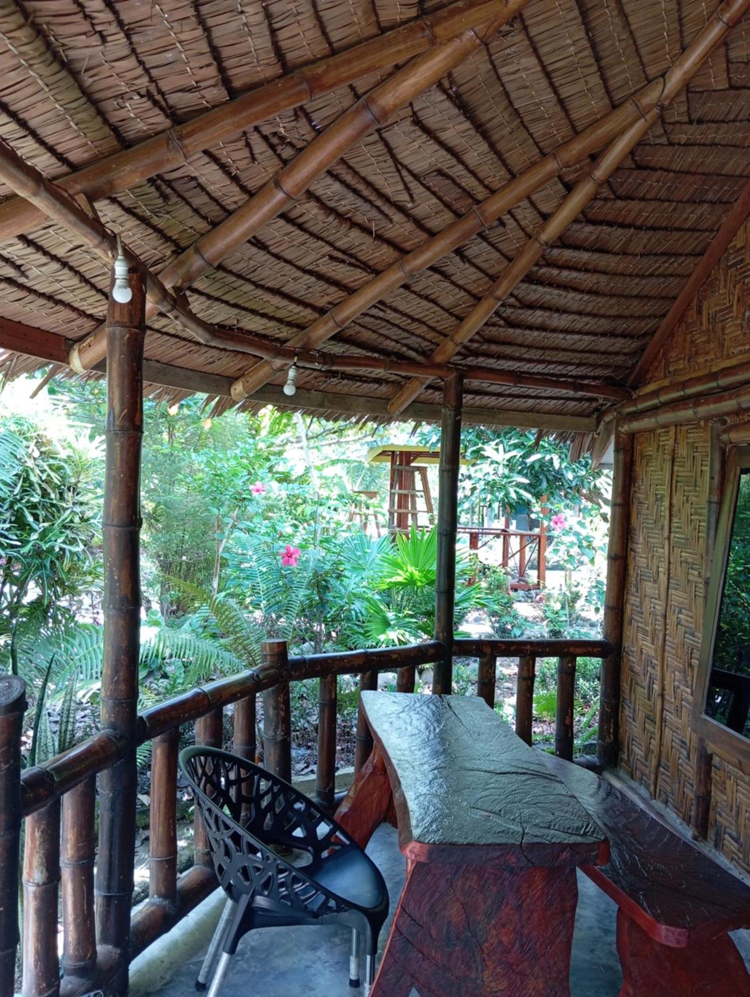 Magpie Homestay & Jungle Trekking Only For Guest Trekking With Us Bukit Lawang Exterior photo